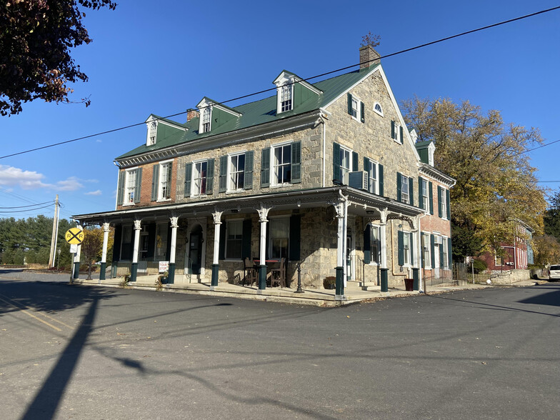 298 Bowers Rd, Mertztown, PA for sale - Primary Photo - Image 1 of 1