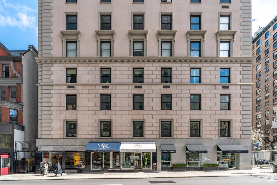 29 E 72nd St, New York, NY à vendre - Photo du bâtiment - Image 2 de 5