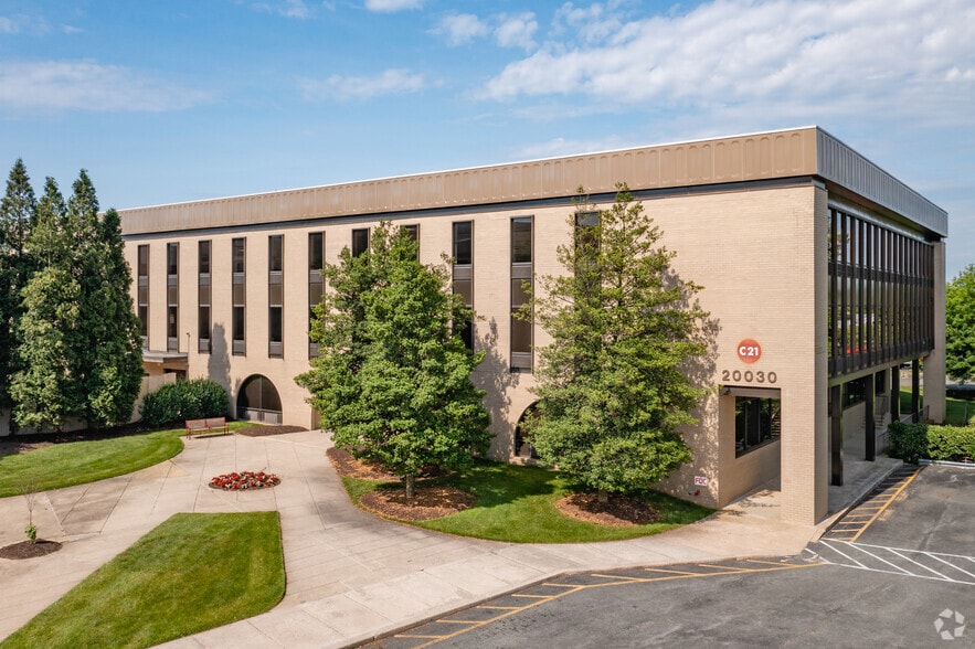 20030 Century Blvd, Germantown, MD for lease - Building Photo - Image 1 of 3