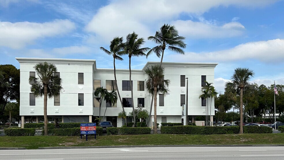 7251 W Palmetto Park Rd, Boca Raton, FL à louer - Photo du bâtiment - Image 2 de 6