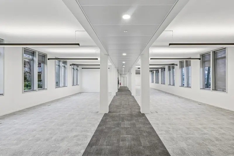 Bureau dans Charenton-le-Pont à louer - Photo intérieure - Image 2 de 15