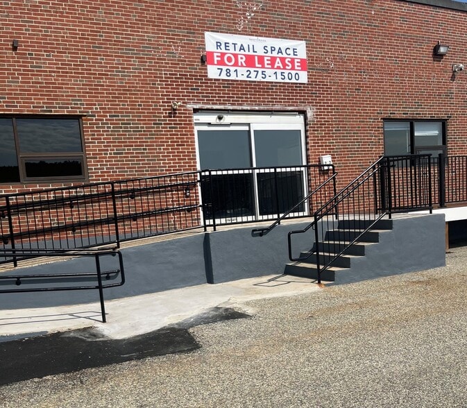 207 Cambridge St, Burlington, MA for lease - Building Photo - Image 3 of 16