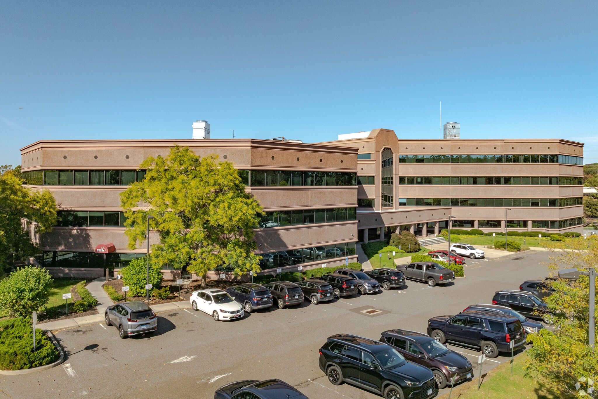 99 Hawley Ln, Stratford, CT for lease Building Photo- Image 1 of 29