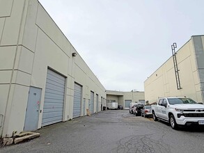 17 Fawcett Rd, Coquitlam, BC à louer Photo intérieure- Image 2 de 3