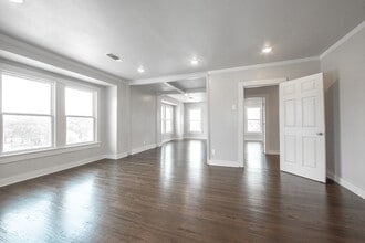 209 E University Dr, Denton, TX for lease Interior Photo- Image 2 of 4