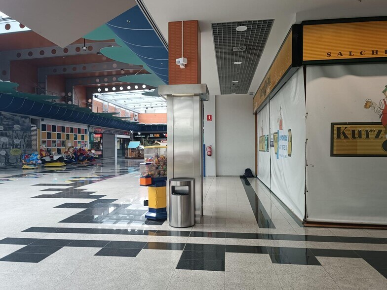 Rúa de Feira Do Vento, 2, Lalín, Pontevedra à vendre - Photo du bâtiment - Image 2 de 19