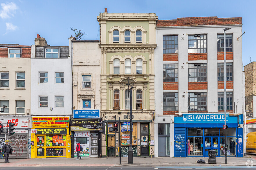 133 Whitechapel Rd, London for lease - Building Photo - Image 2 of 20