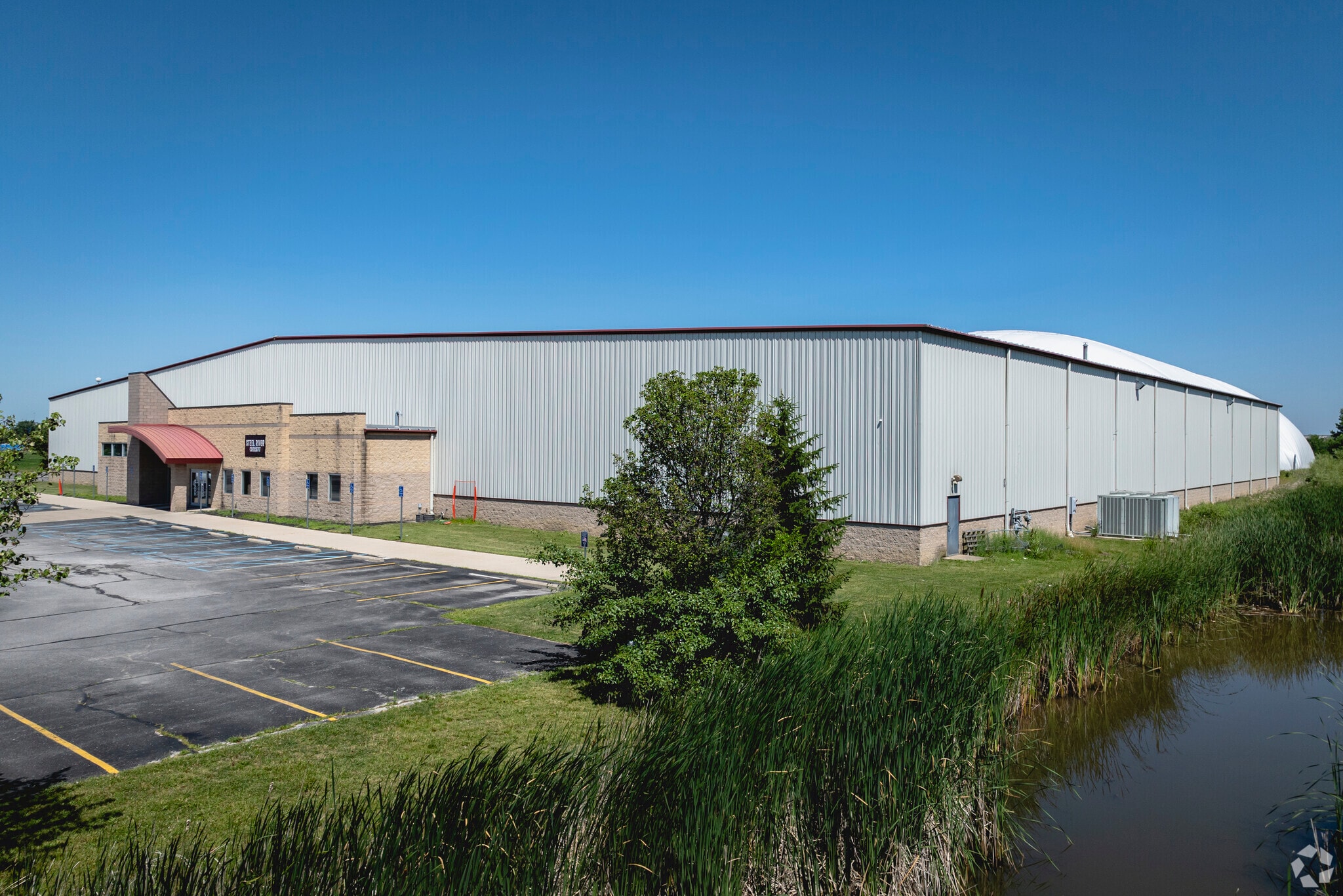 10020 S Compass Dr, Rossford, OH for lease Primary Photo- Image 1 of 12