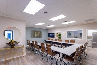 1525 Sam Rittenberg Blvd, Charleston, SC à louer Photo intérieure- Image 2 de 15