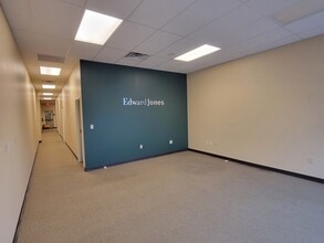 315 W Ireland Rd, South Bend, IN à louer Photo intérieure- Image 2 de 7