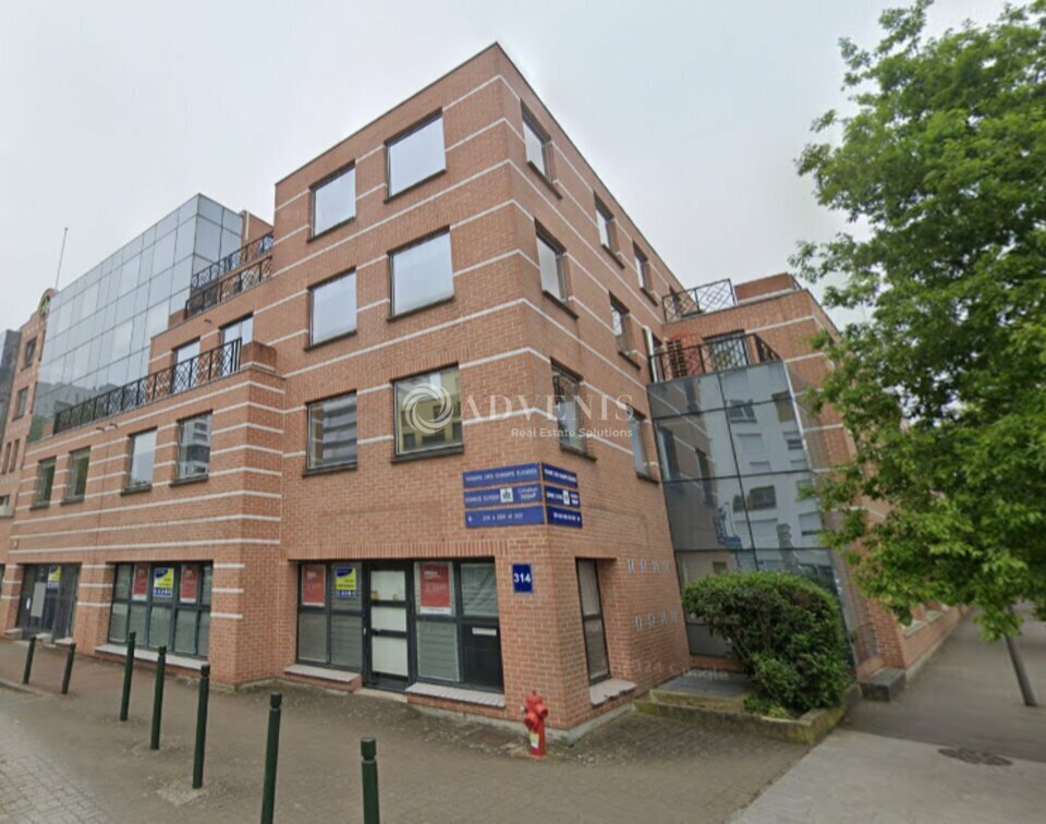 322 Square Des Champs Elysées, Évry-Courcouronnes à vendre Photo du bâtiment- Image 1 de 4