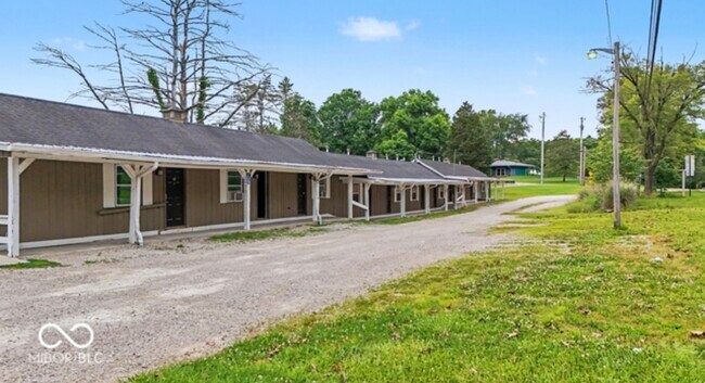 More details for 1958 St Rd 135 N, Nashville, IN - Hospitality for Sale