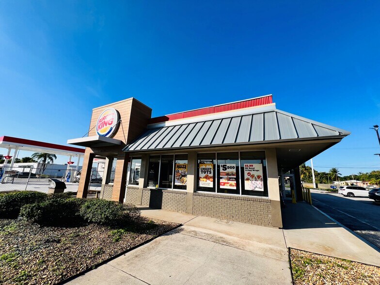 18750 NW 2nd Ave, Miami, FL à vendre - Photo du bâtiment - Image 2 de 6