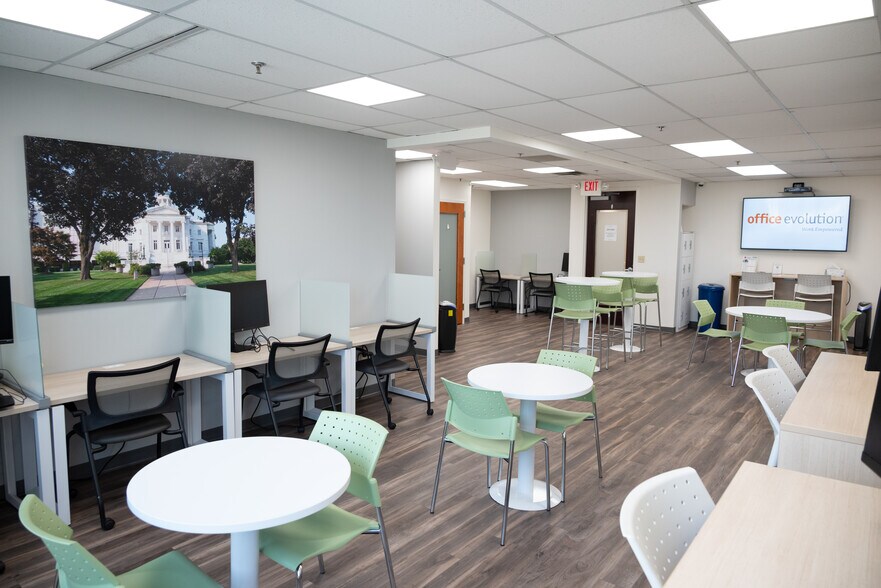 50 Division St, Somerville, NJ à louer - Photo intérieure - Image 3 de 21