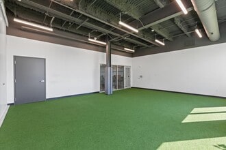 3260 Mid America Dr, Council Bluffs, IA for lease Interior Photo- Image 2 of 4