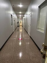 11 Union St S, Concord, NC for lease Lobby- Image 2 of 6