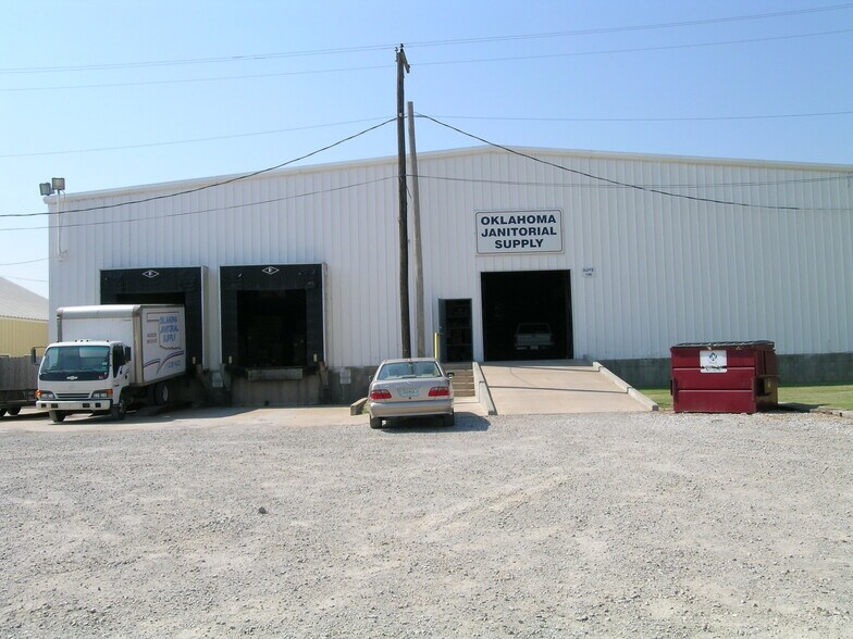 301 N Rhode Island Ave, Oklahoma City, OK à louer - Photo du bâtiment - Image 2 de 10