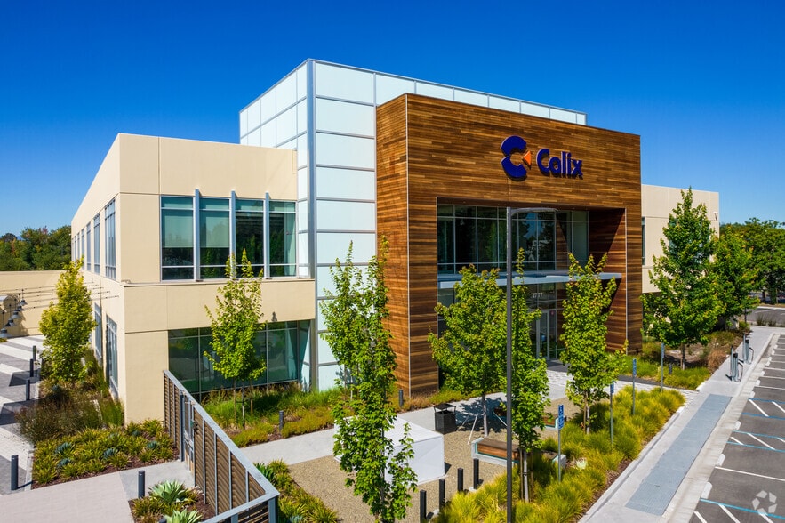 2777 Orchard Pky, San Jose, CA à louer - Photo du bâtiment - Image 1 de 7