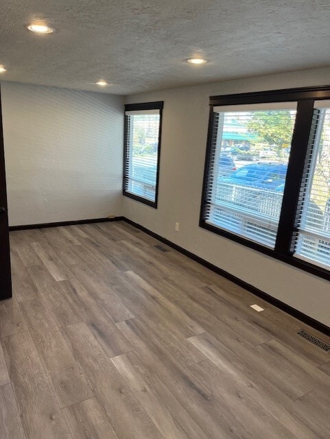 30250 SW Parkway Ave, Wilsonville, OR for lease Building Photo- Image 1 of 3