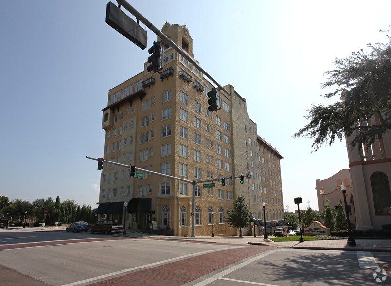 130 S Massachusetts Ave, Lakeland, FL à vendre - Photo du bâtiment - Image 2 de 32