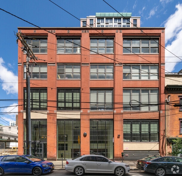 66 York St, Jersey City, NJ for lease - Building Photo - Image 3 of 8