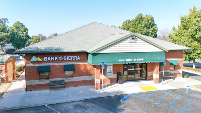 More details for 8500 Ming Ave, Bakersfield, CA - Retail for Sale