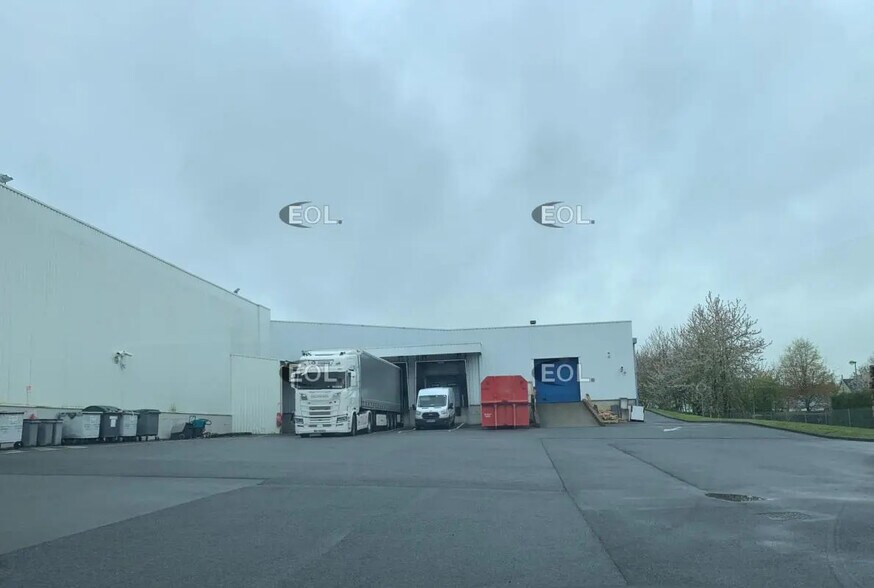 5 Rue Du Gifard, Domloup for lease - Building Photo - Image 1 of 4