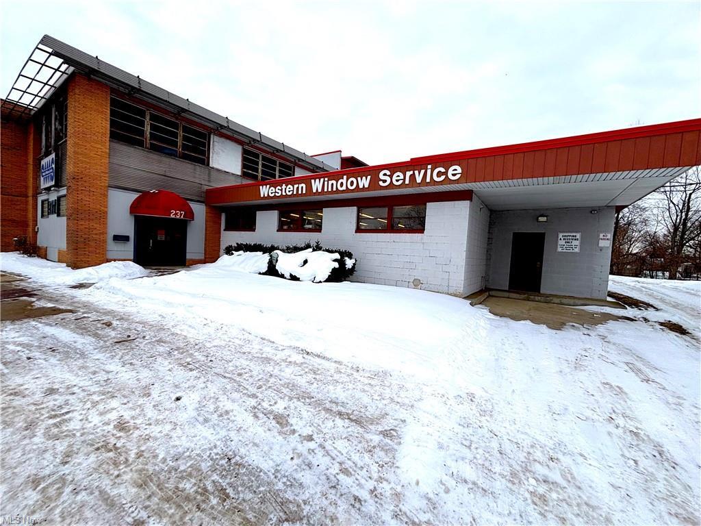 237 Depot St, Berea, OH à vendre Photo principale- Image 1 de 4