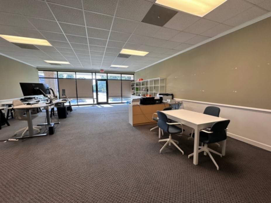 3721 Lynn Rd, Raleigh, NC for lease Interior Photo- Image 1 of 4