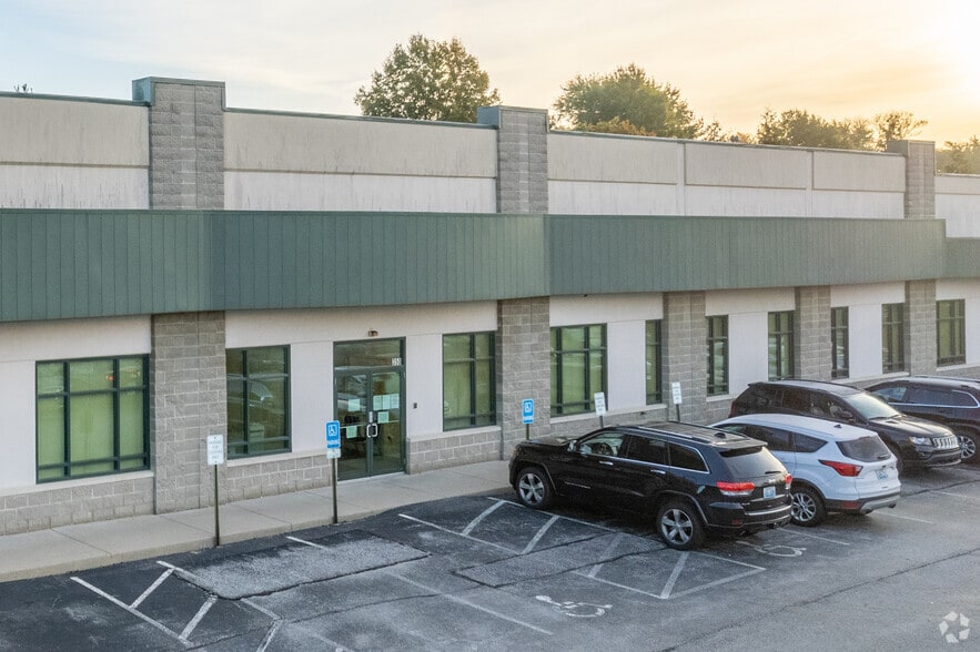350 Aristocrat Dr, Florence, KY for lease - Building Photo - Image 3 of 5