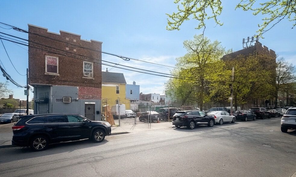 1386-1396 Saint Lawrence Ave, Bronx, NY for sale - Building Photo - Image 3 of 5