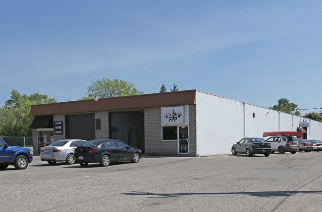 Plus de détails pour 178 Weber St N, Waterloo, ON - Local d'activités à louer