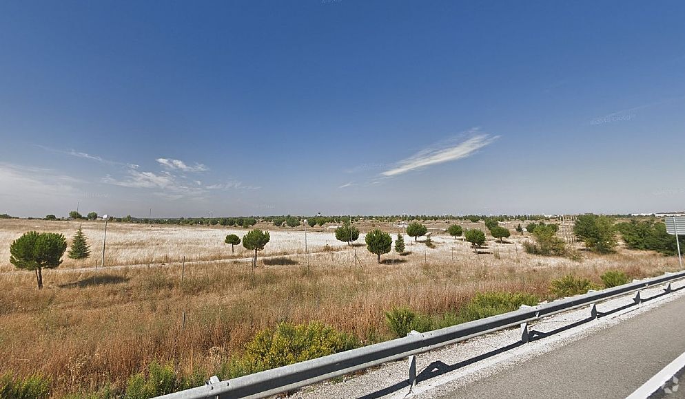 Plaza Sector, Horche, Guadalajara for sale Primary Photo- Image 1 of 7