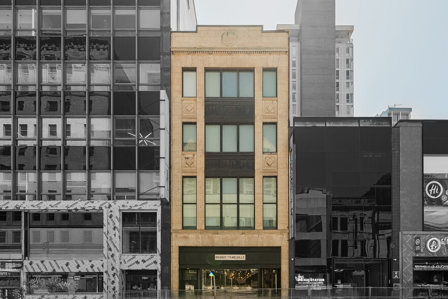 1186-1188 Rue Sainte-Catherine O, Montréal, QC à vendre - Photo du bâtiment - Image 2 de 12