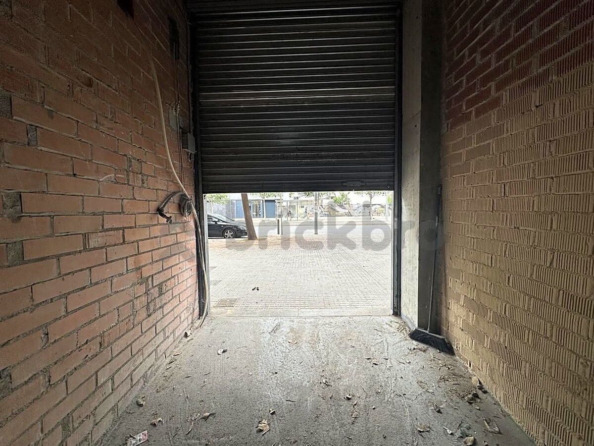 Carretera Hospitalet, 402, Cornellà de Llobregat, BAR 08940 -  -  - Photo intérieure - Image 1 of 21