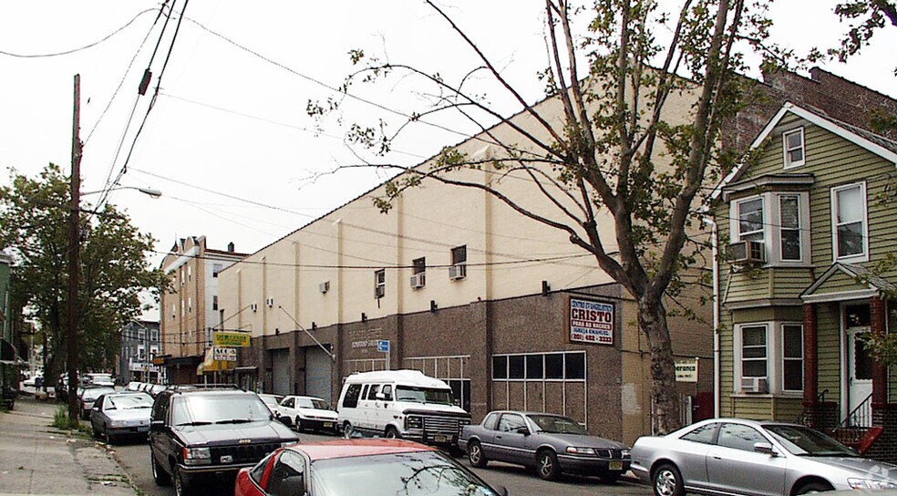 31-43 Merchant St, Newark, NJ à vendre - Photo du bâtiment - Image 2 de 3
