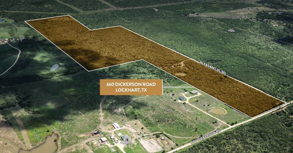 660 Dickerson rd, Lockhart, TX à vendre - Photo du bâtiment - Image 2 de 8