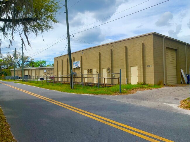 Plus de détails pour 130 SE 10th Ave, Gainesville, FL - Local d'activités, Industriel à louer