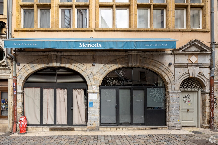 Retail in Lyon for lease - Building Photo - Image 3 of 3