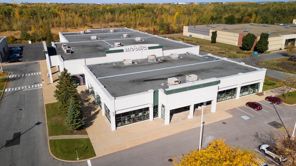1501-1515 Boul Des Promenades, Saint-hubert, QC for lease - Building Photo - Image 1 of 6