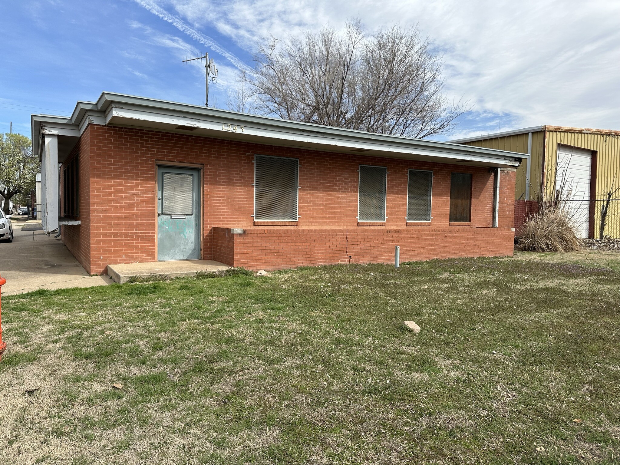 1245 NW 2nd St, Oklahoma City, OK for lease Primary Photo- Image 1 of 16