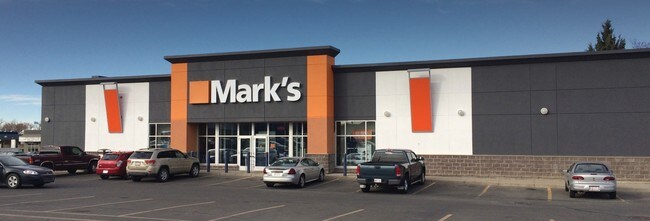 Plus de détails pour 1240 2A Ave N, Lethbridge, AB - Commerce de détail à louer