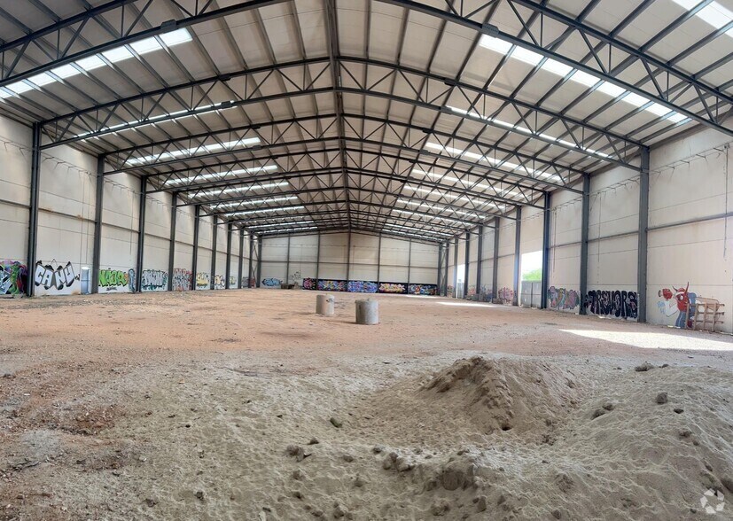 Industrial in Getafe, Madrid for sale - Building Photo - Image 2 of 6