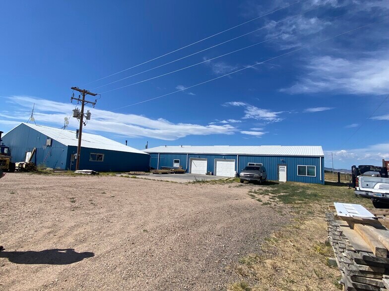 1512 State Highway 230, Laramie, WY à vendre - Photo du bâtiment - Image 1 de 42