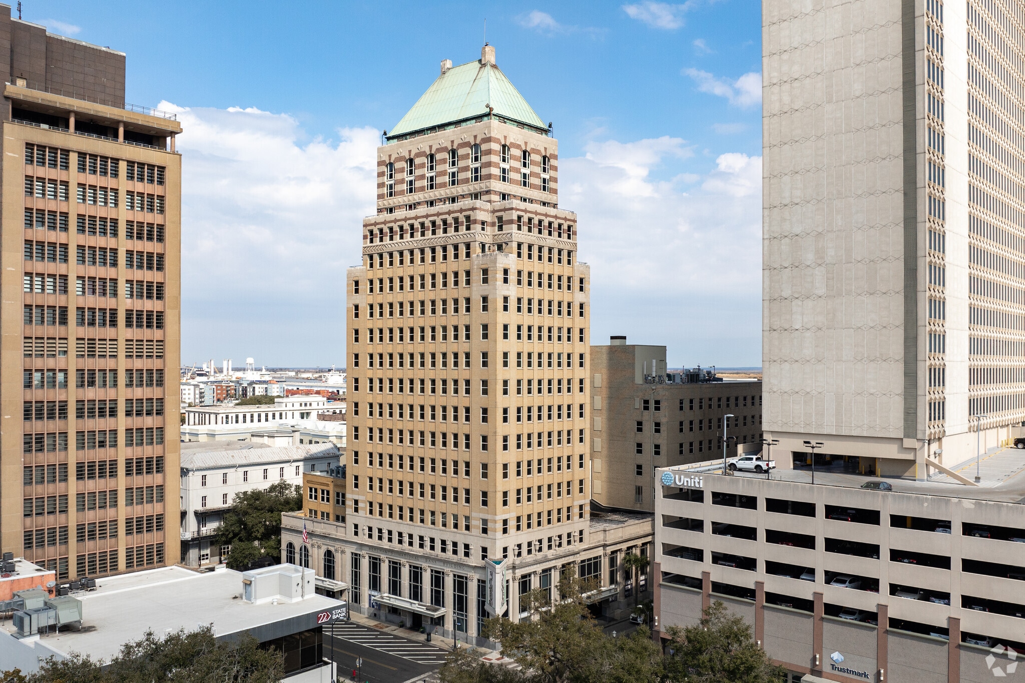 Merchants Plaza portfolio of 3 properties for sale on LoopNet.ca Building Photo- Image 1 of 25