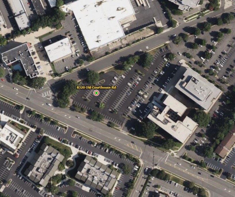 8320 Old Courthouse Rd, Tysons, VA à louer Photo du bâtiment- Image 1 de 2