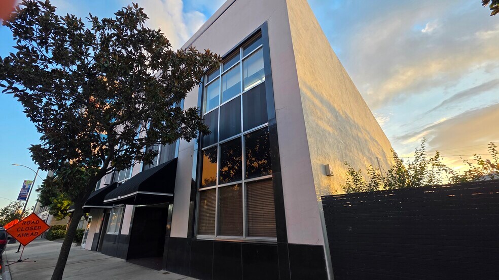 817-819 10th St, Modesto, CA à vendre - Photo du bâtiment - Image 2 de 23