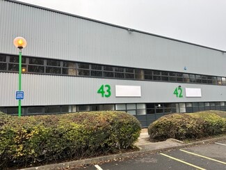 Plus de détails pour 37-44 Potters Ln, Milton Keynes - Industriel à louer