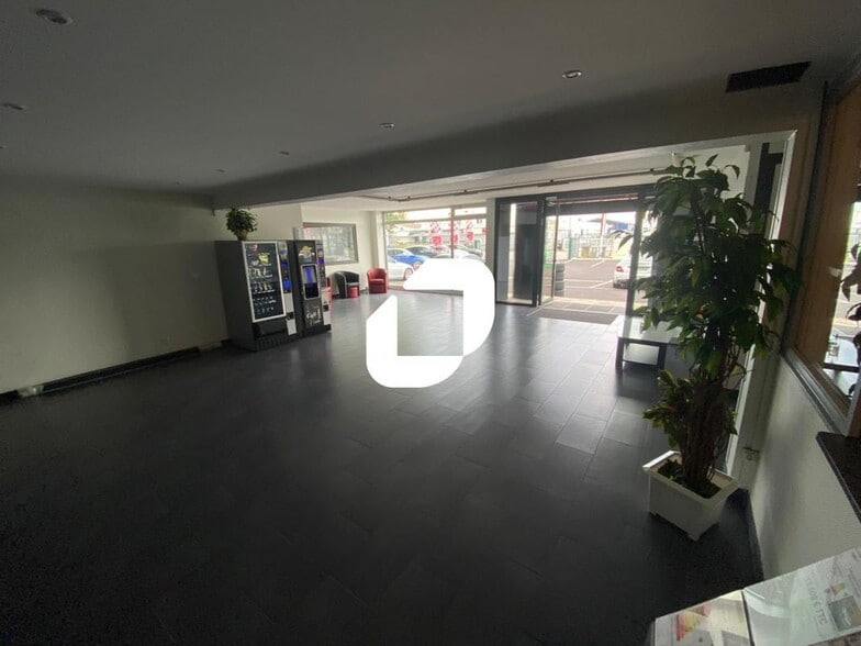 5 A Avenue De L'Energie, Bischheim à louer - Hall d’entrée - Image 2 de 6