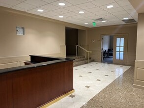 140 E Main St, Rock Hill, SC for lease Building Photo- Image 2 of 6